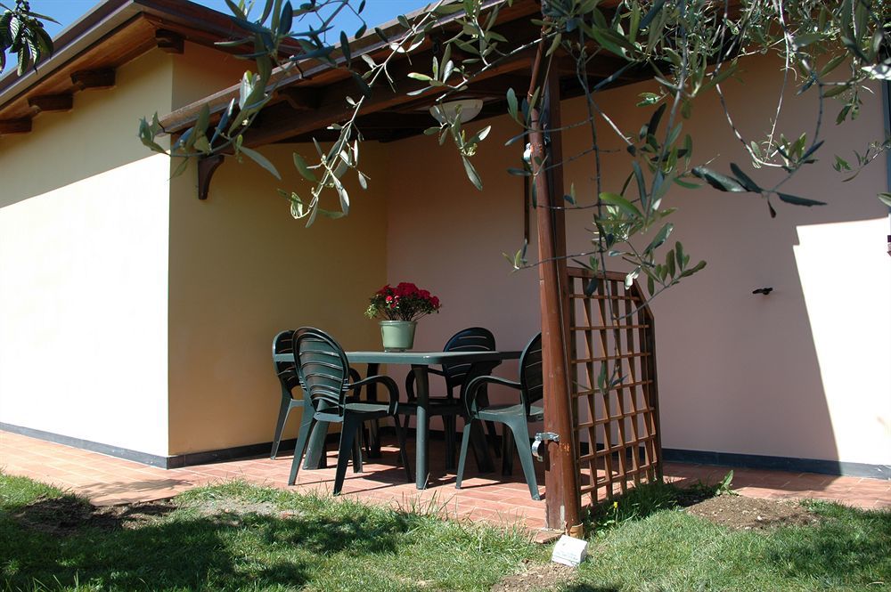 Residence Montebello Bolano Luaran gambar